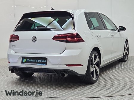 2018 Volkswagen Golf - photo 2