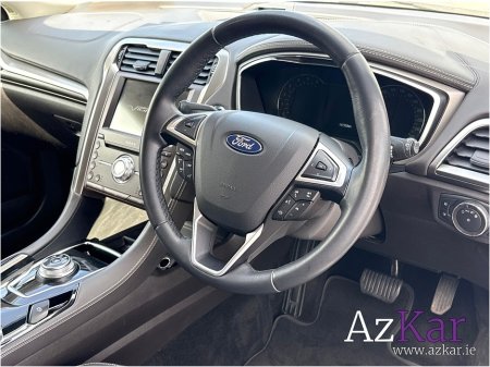 2020 Ford Mondeo - photo 12