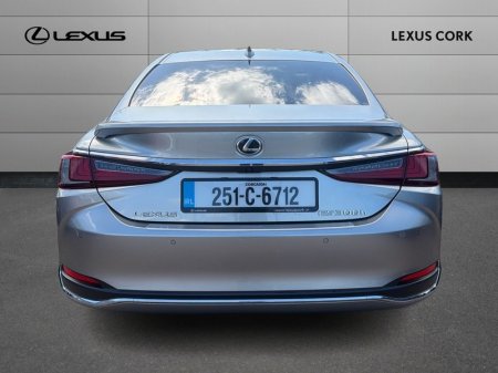 2025 Lexus ES - photo 10