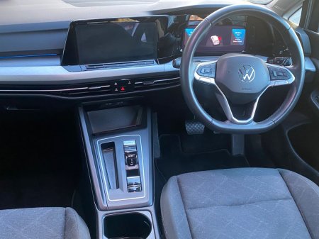 2024 Volkswagen Golf - photo 7