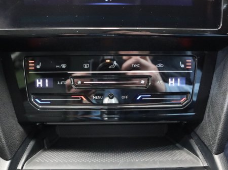 2021 Volkswagen Passat - photo 21