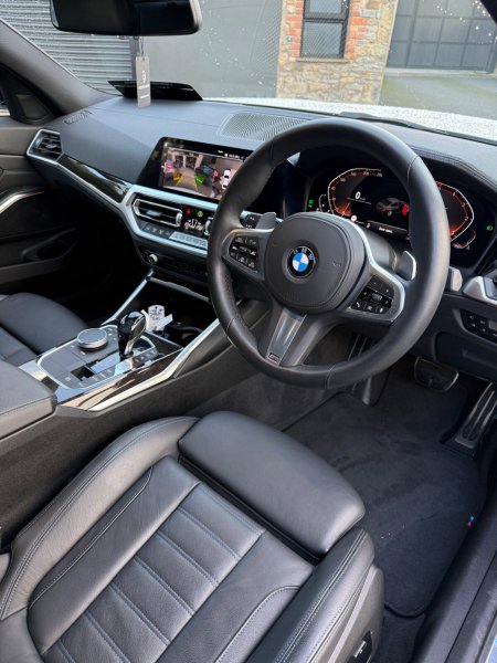 2021 BMW 3-Series - photo 13