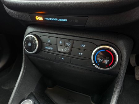 2018 Ford Fiesta - photo 15