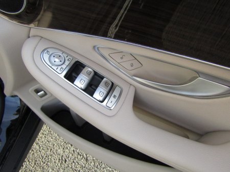 2022 Mercedes-Benz GLC - photo 11
