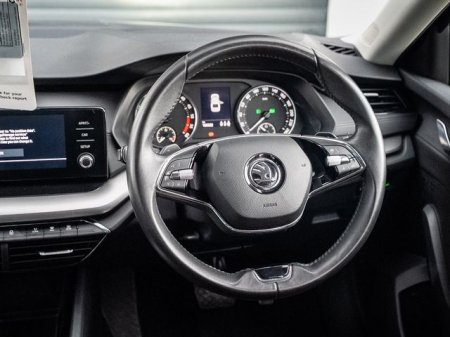 2024 Skoda Octavia - photo 7