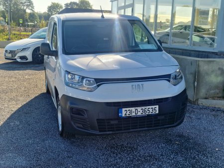2023 Fiat Doblo - photo 2