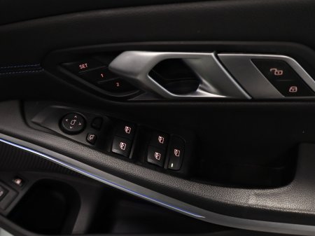 2020 BMW 3-Series - photo 24