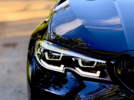 2021 BMW 3-Series - photo 5