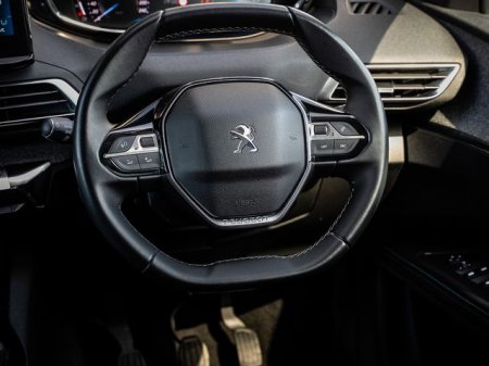 2021 Peugeot 5008 - photo 4