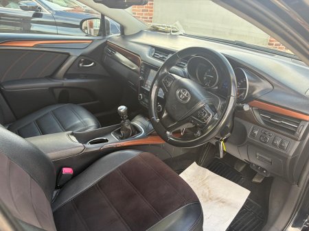 2017 Toyota Avensis - photo 17