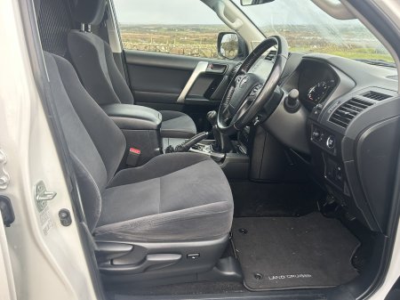 2021 Toyota Land Cruiser - photo 7