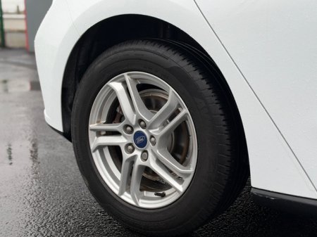 2021 Ford Focus - photo 8