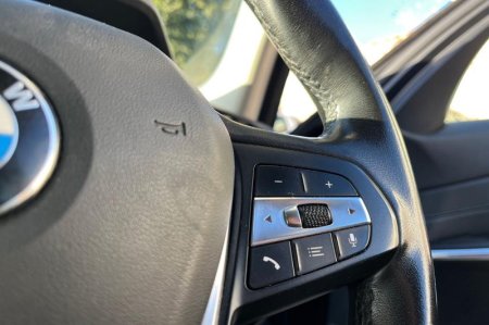 2021 BMW 3-Series - photo 27