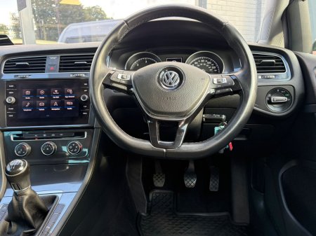 2019 Volkswagen Golf - photo 9