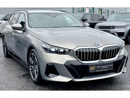 2026 BMW 5-Series - photo 4