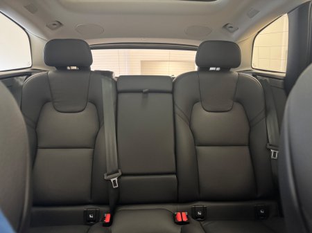2024 Volvo XC60 - photo 16