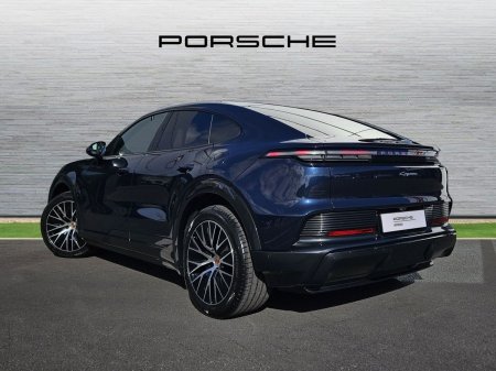2026 Porsche Cayenne - photo 2