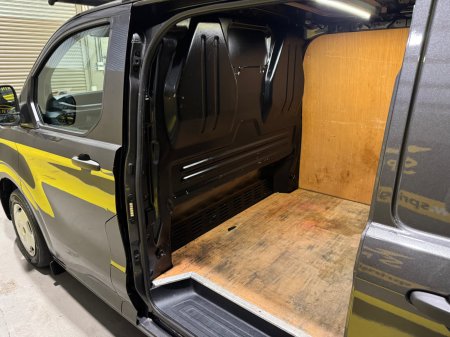 2024 Ford Transit Custom - photo 28