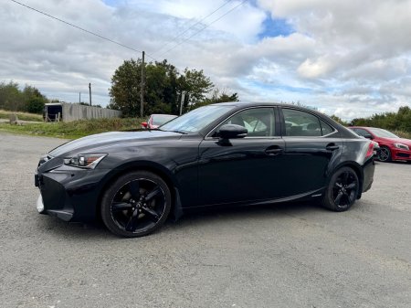 2018 Lexus IS - photo 3