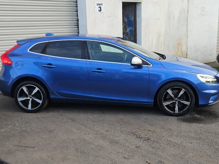 2017 Volvo V40 - photo 3