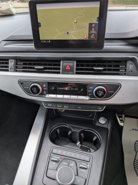 2016 Audi A4 - photo 21