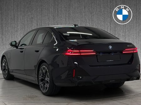 2026 BMW 5-Series - photo 2