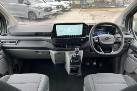 2025 Ford Transit Custom - photo 30