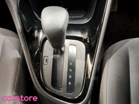 2021 Toyota Yaris - photo 16