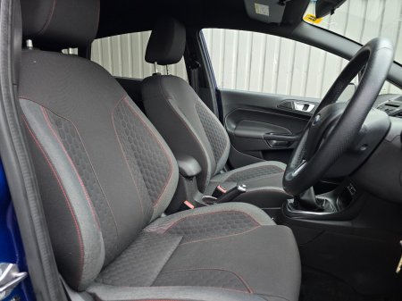 2017 Ford Fiesta - photo 11