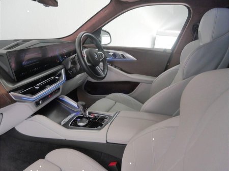 2025 BMW XM - photo 7
