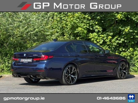 2022 BMW 5-Series - photo 12
