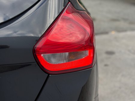 2015 Ford Focus - photo 18