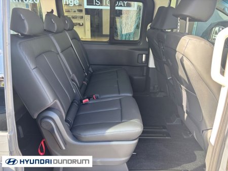 2027 Hyundai Staria - photo 9