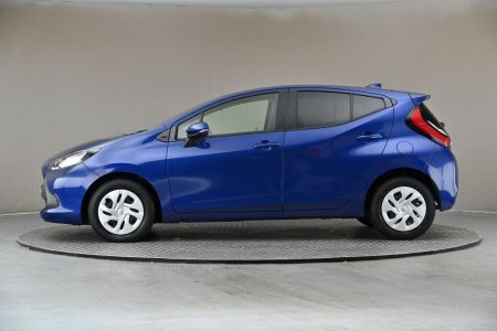 2022 Toyota Aqua - photo 5