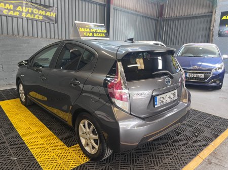 2015 Toyota Aqua - photo 5