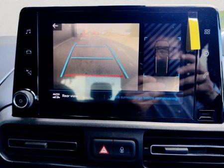 2021 Peugeot Rifter - photo 9