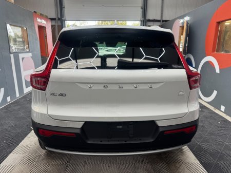 2022 Volvo XC40 - photo 4