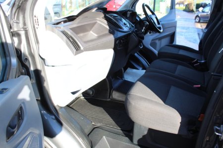 2019 Ford Transit - photo 11