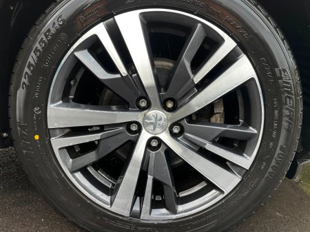 2024 Peugeot 5008 - photo 30