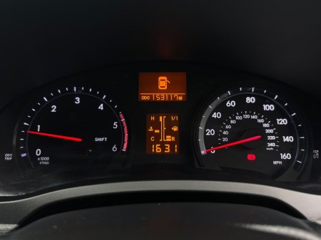 2013 Toyota Avensis - photo 13