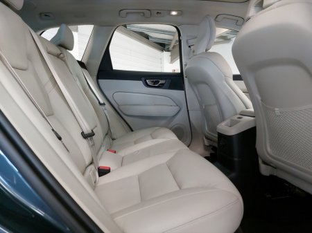 2025 Volvo XC60 - photo 7