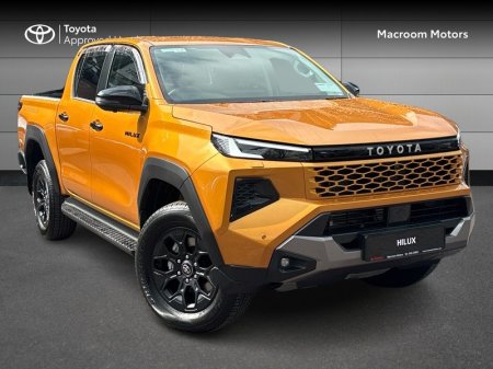 0 Toyota Hilux HILUX 2.8 INVINCIBLE