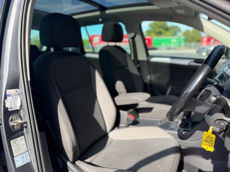 2018 Volkswagen Tiguan - photo 21