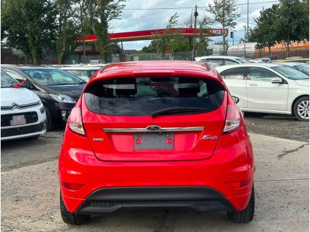 2015 Ford Fiesta - photo 5
