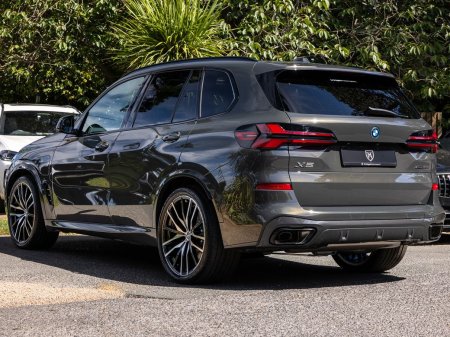 2026 BMW X5 - photo 2