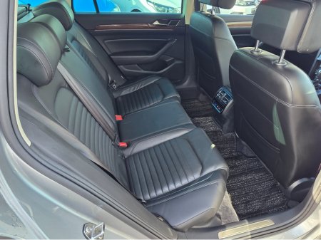 2018 Volkswagen Passat - photo 18