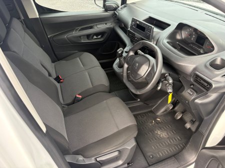 2020 Peugeot Partner - photo 9