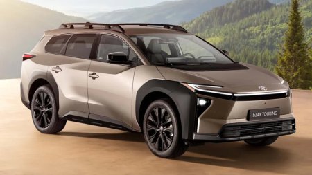 2026 Toyota bZ4X - photo 2