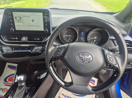 2020 Toyota C-HR - photo 10