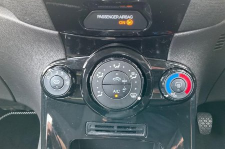 2014 Ford Fiesta - photo 25